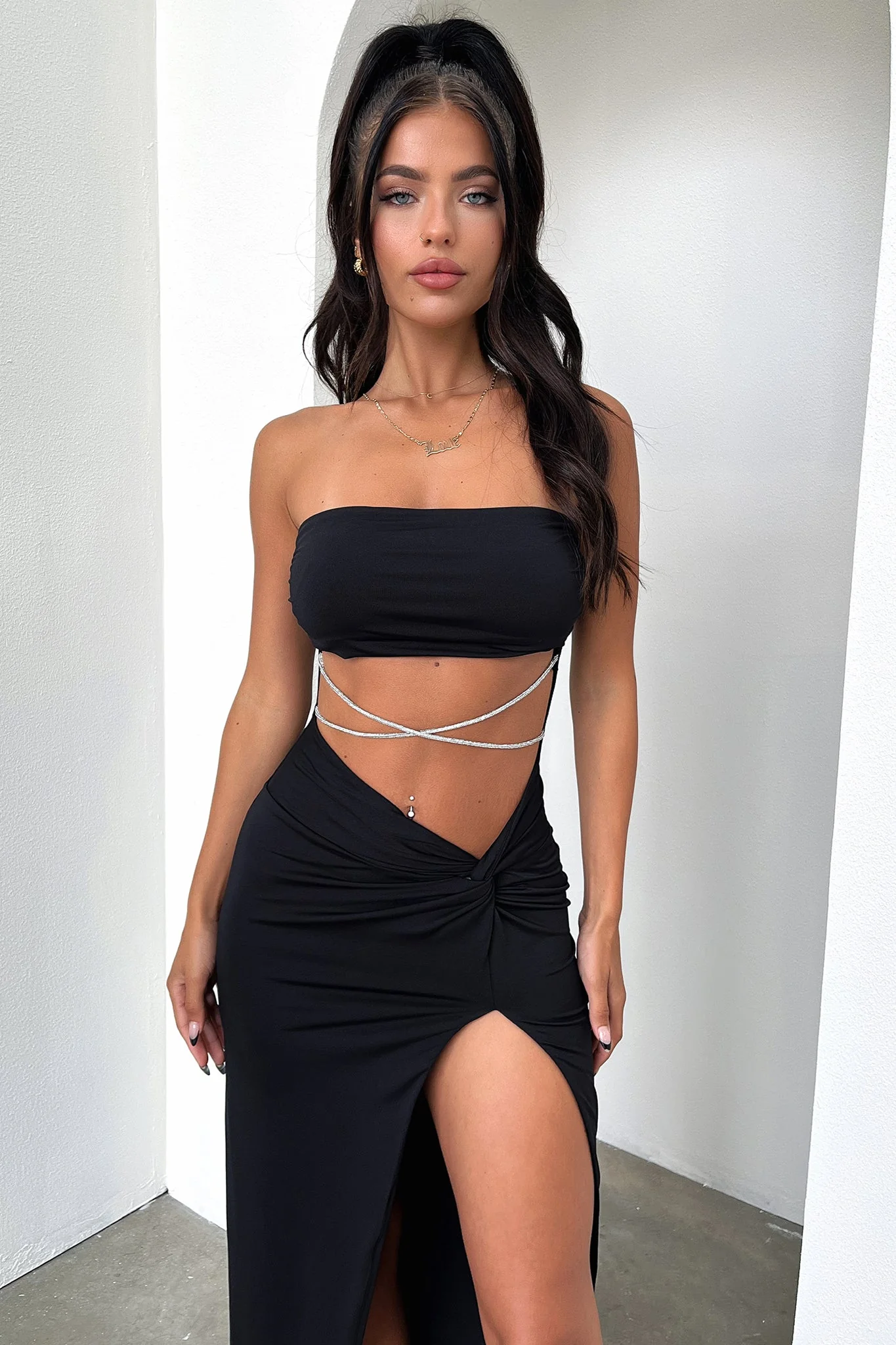 Zeilie Midi Dress - Black - XTXFMF