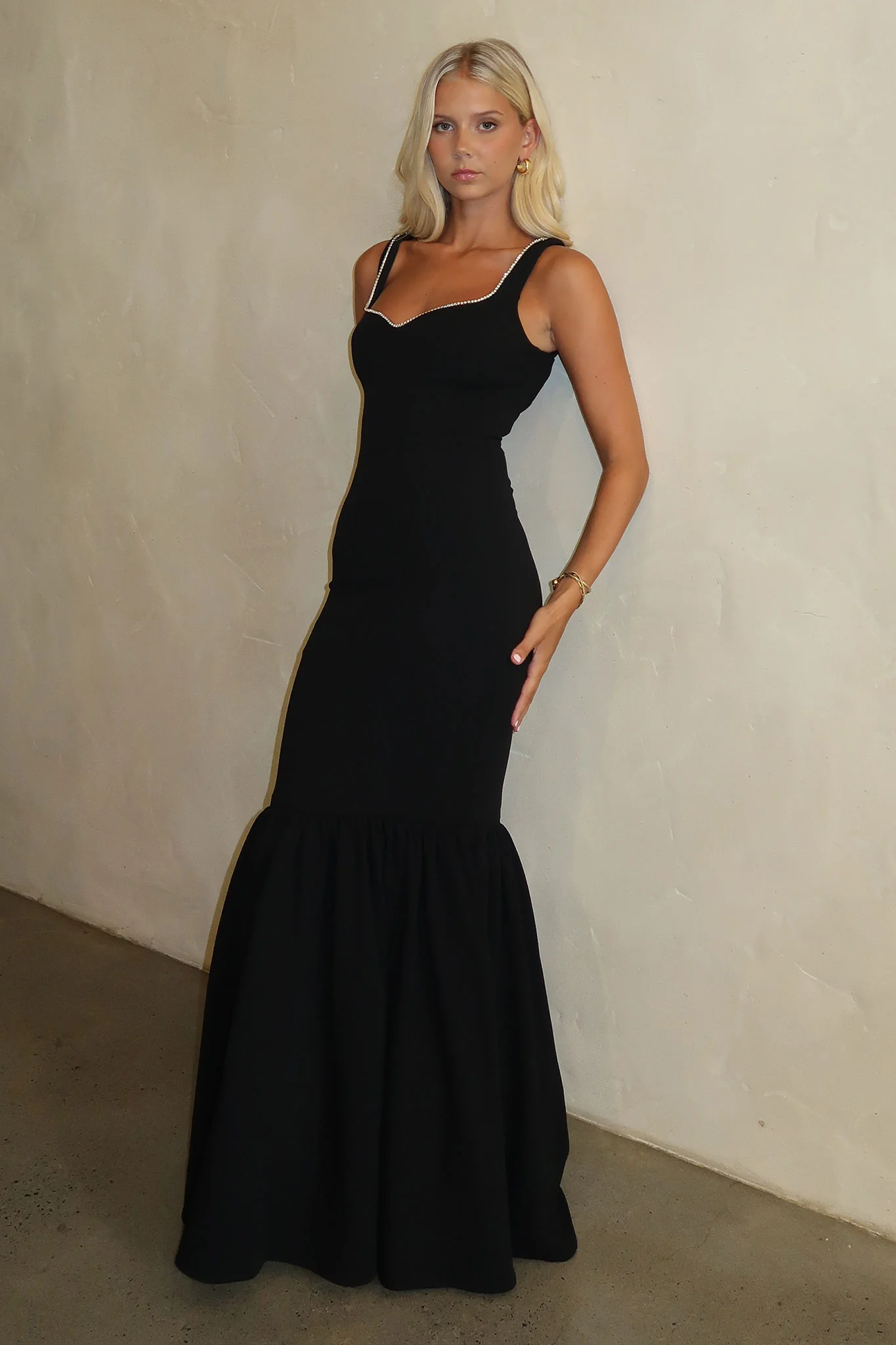 Emberly Maxi Dress - Black - XTXFMF