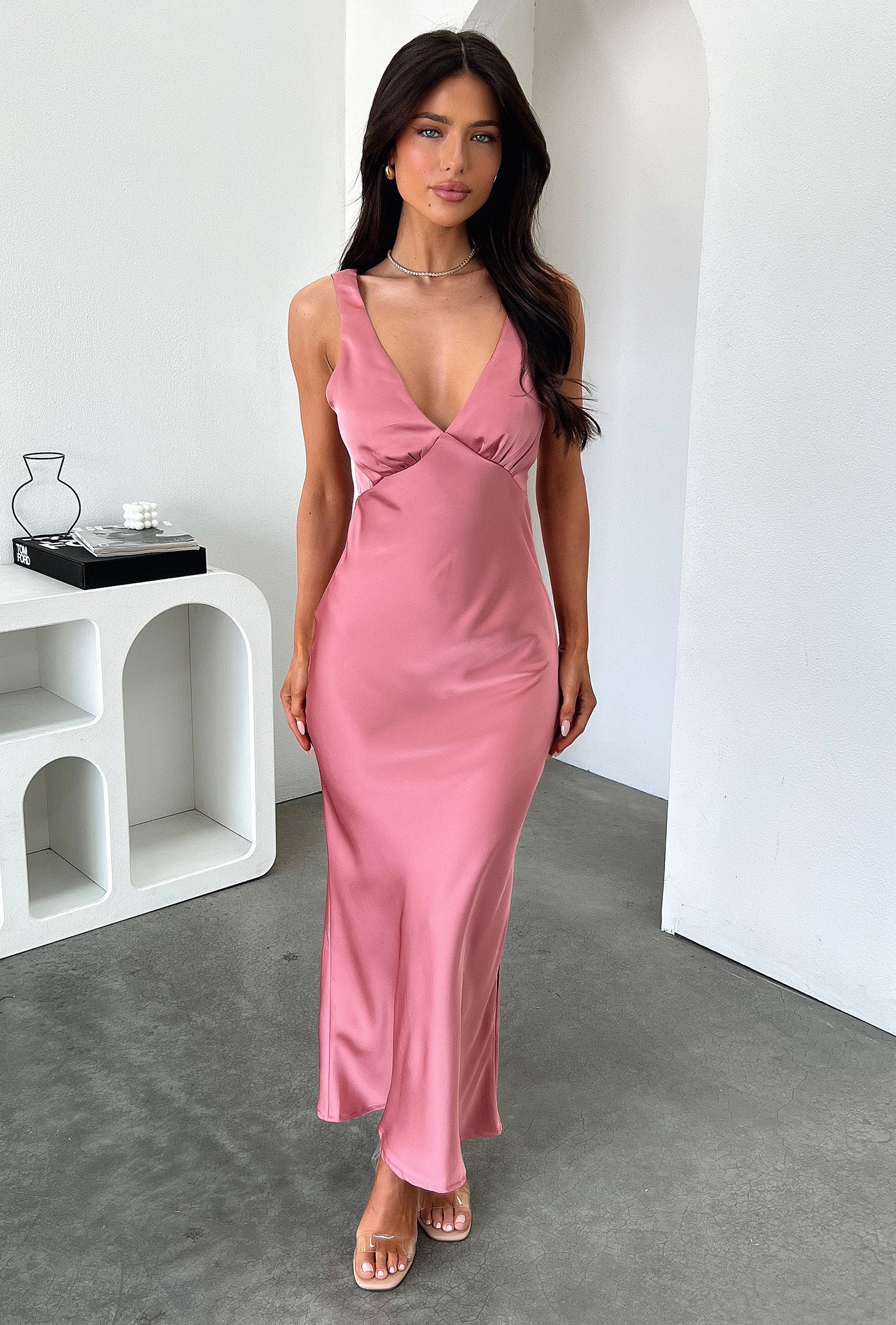 Delayne V-Neck Satin Midi Dress - Rose - XTXFMF