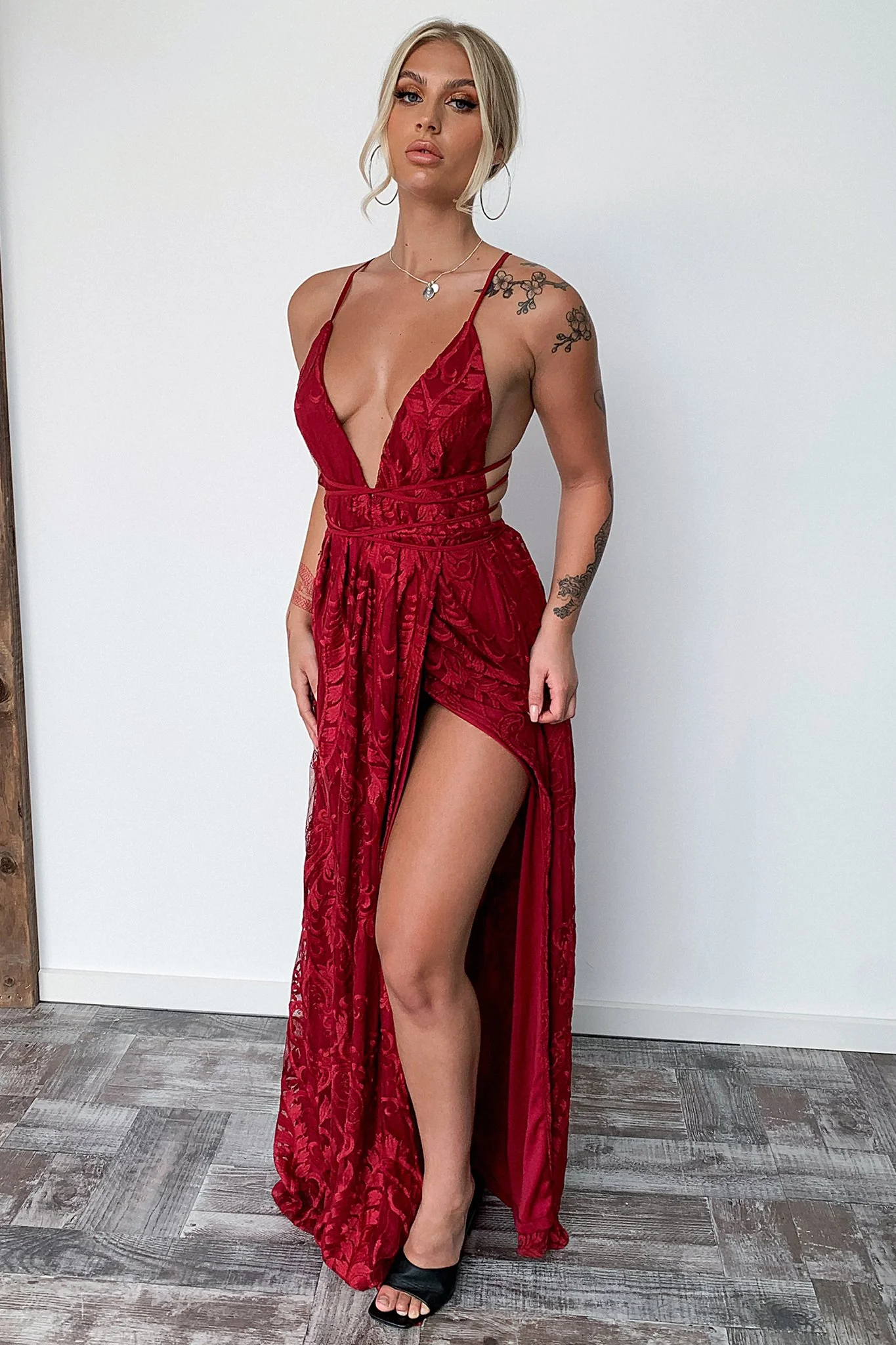 Scarlett Halter Maxi Dress - Burgundy - XTXFMF