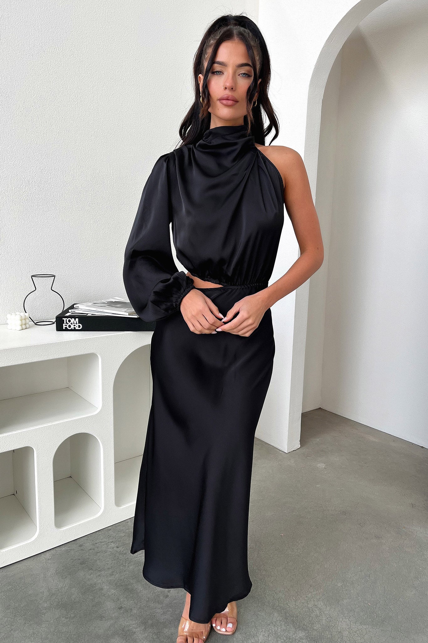 Atonia Midi Dress - Black - XTXFMF