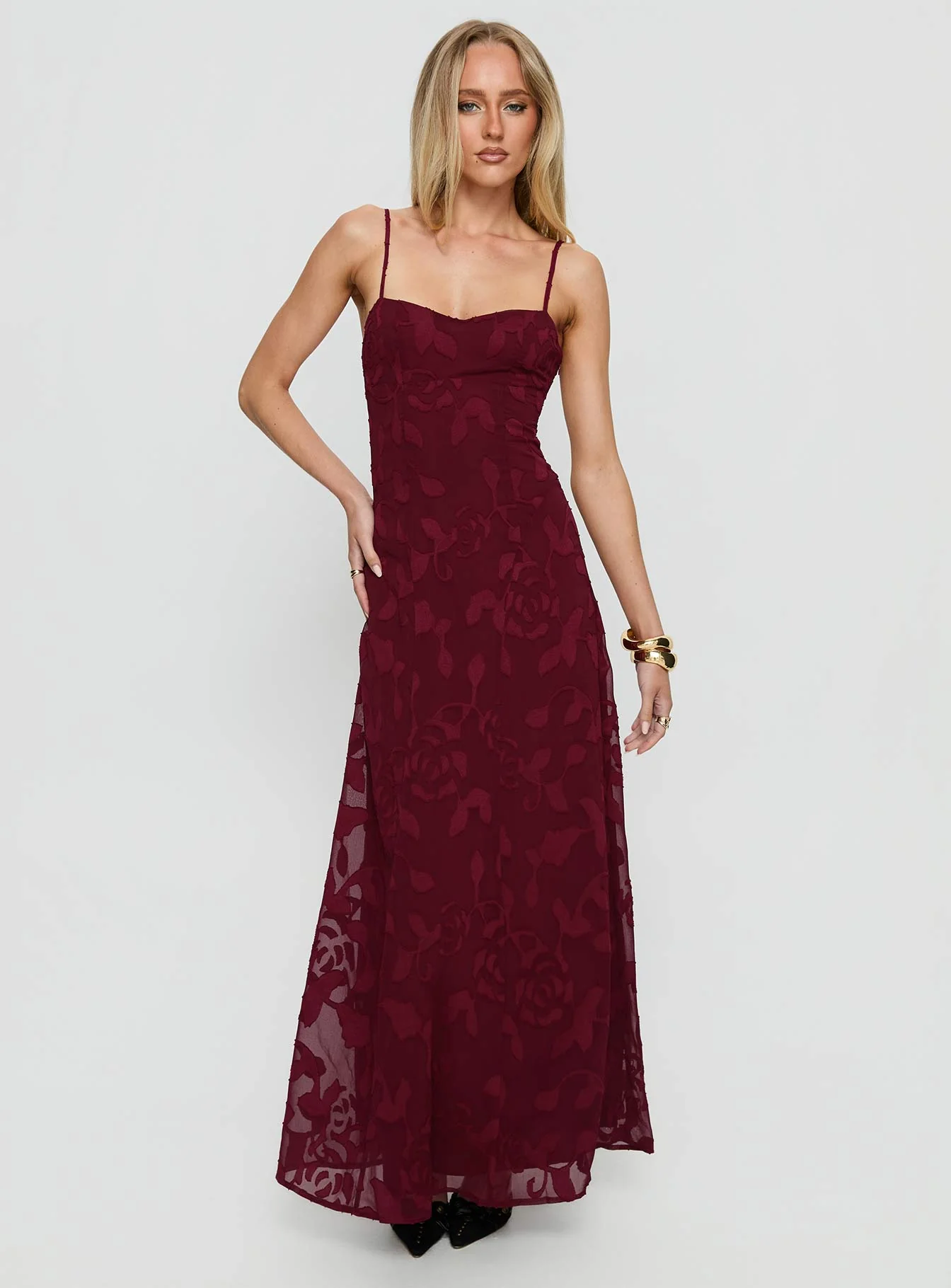 Leading Lady Sweetheart Maxi Dress Red Floral Burnout - XTXFMF