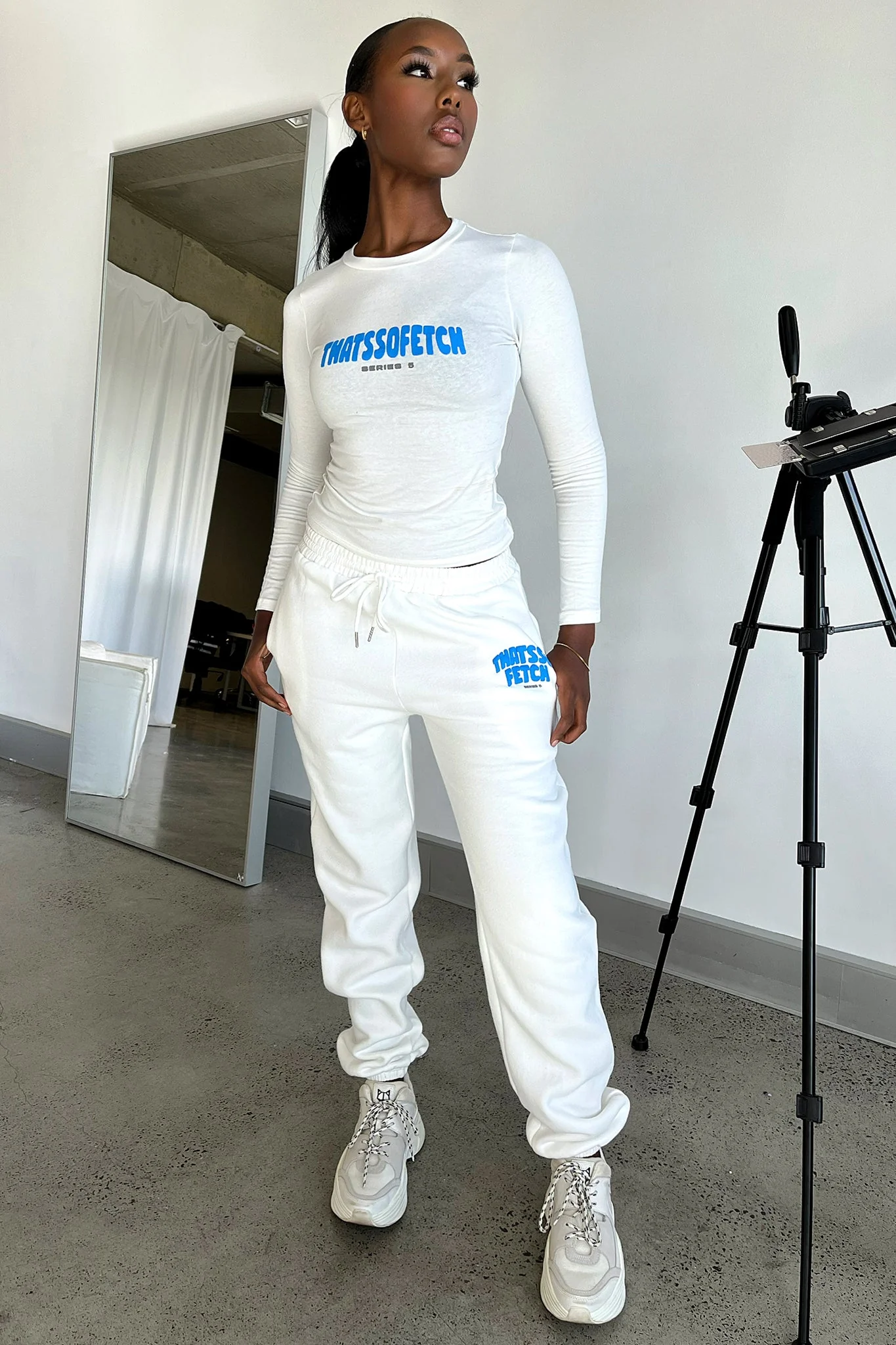 Series 5 Long Sleeve Tee - White - XTXFMF
