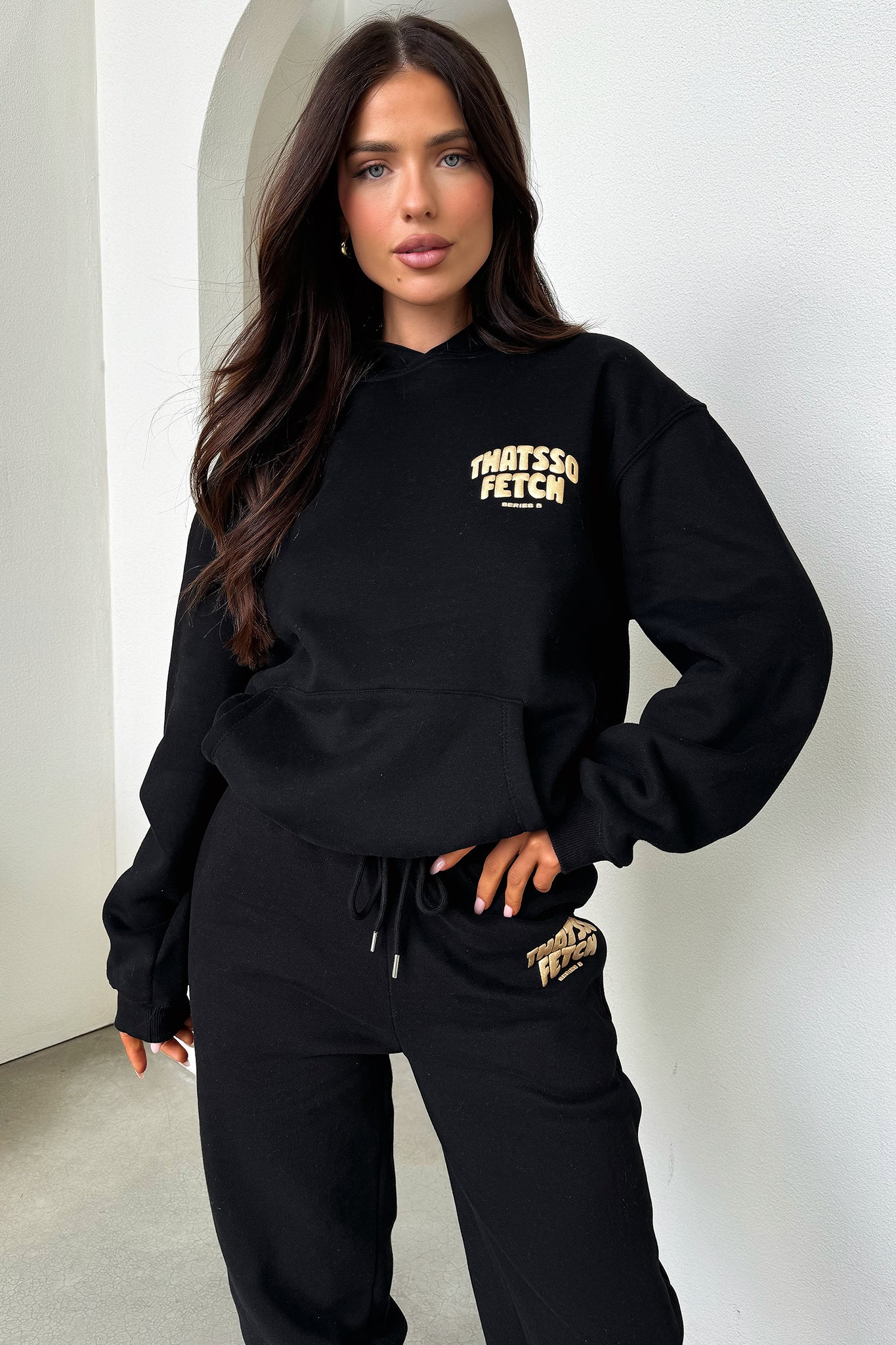 Series 5 Sweatpants - Black/Gold - XTXFMF