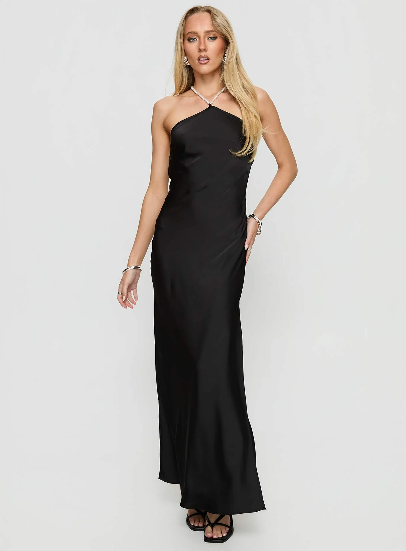 Beverie Pearl Halter Maxi Dress Black - XTXFMF