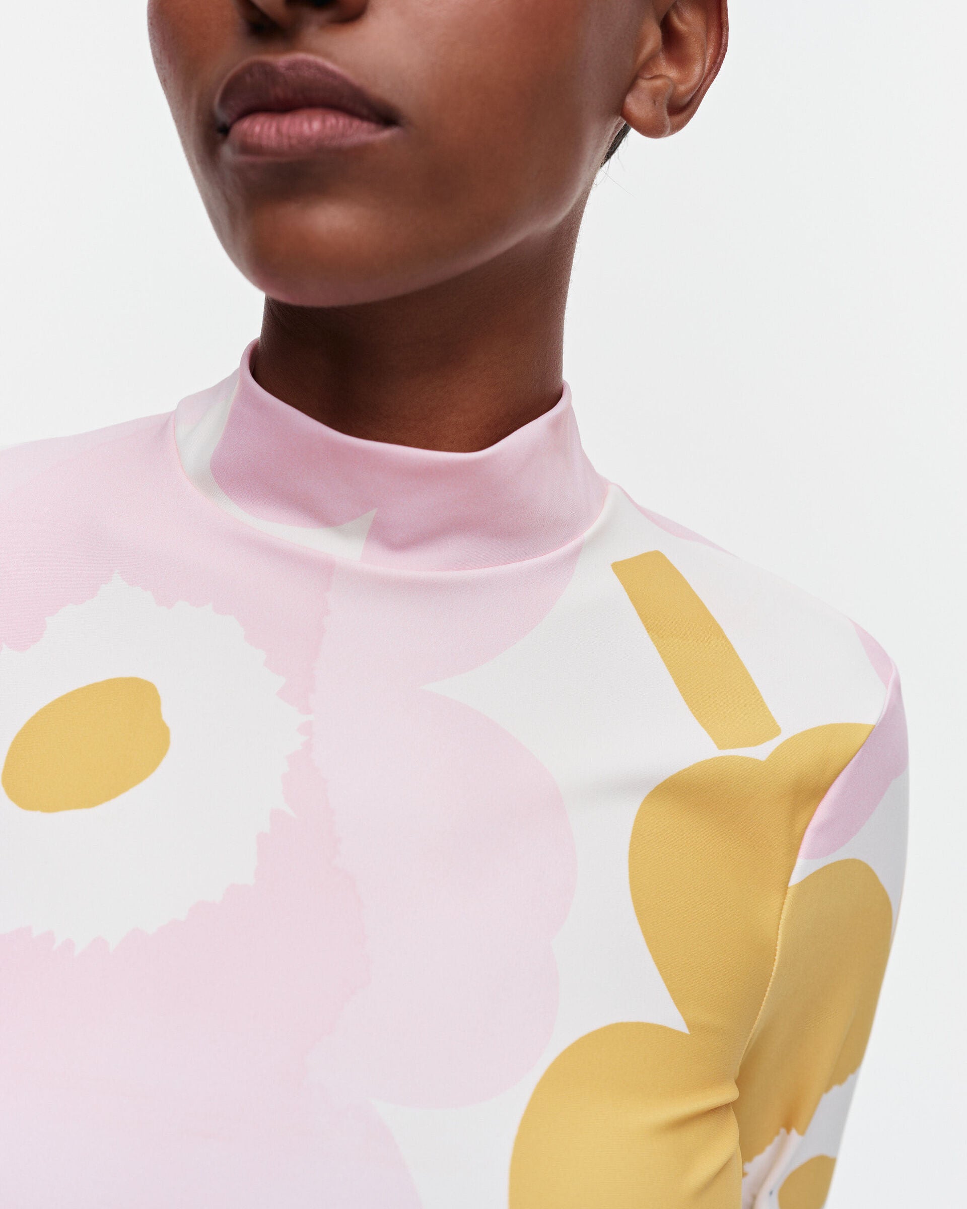 Marimekko Mavra Unikko swim shirt | Marimekko Outlet