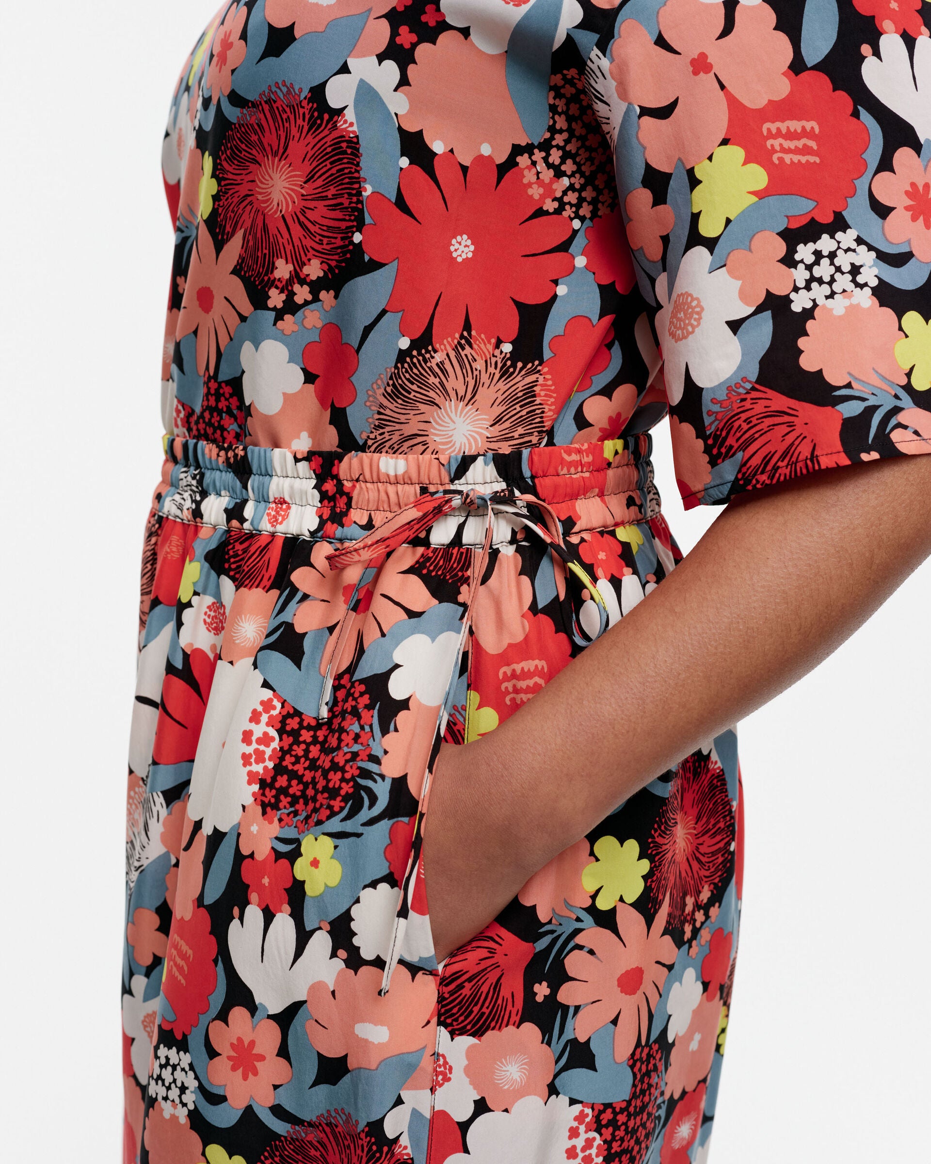 Marimekko Arkadi Suvikimppu cupro trousers | Marimekko Outlet