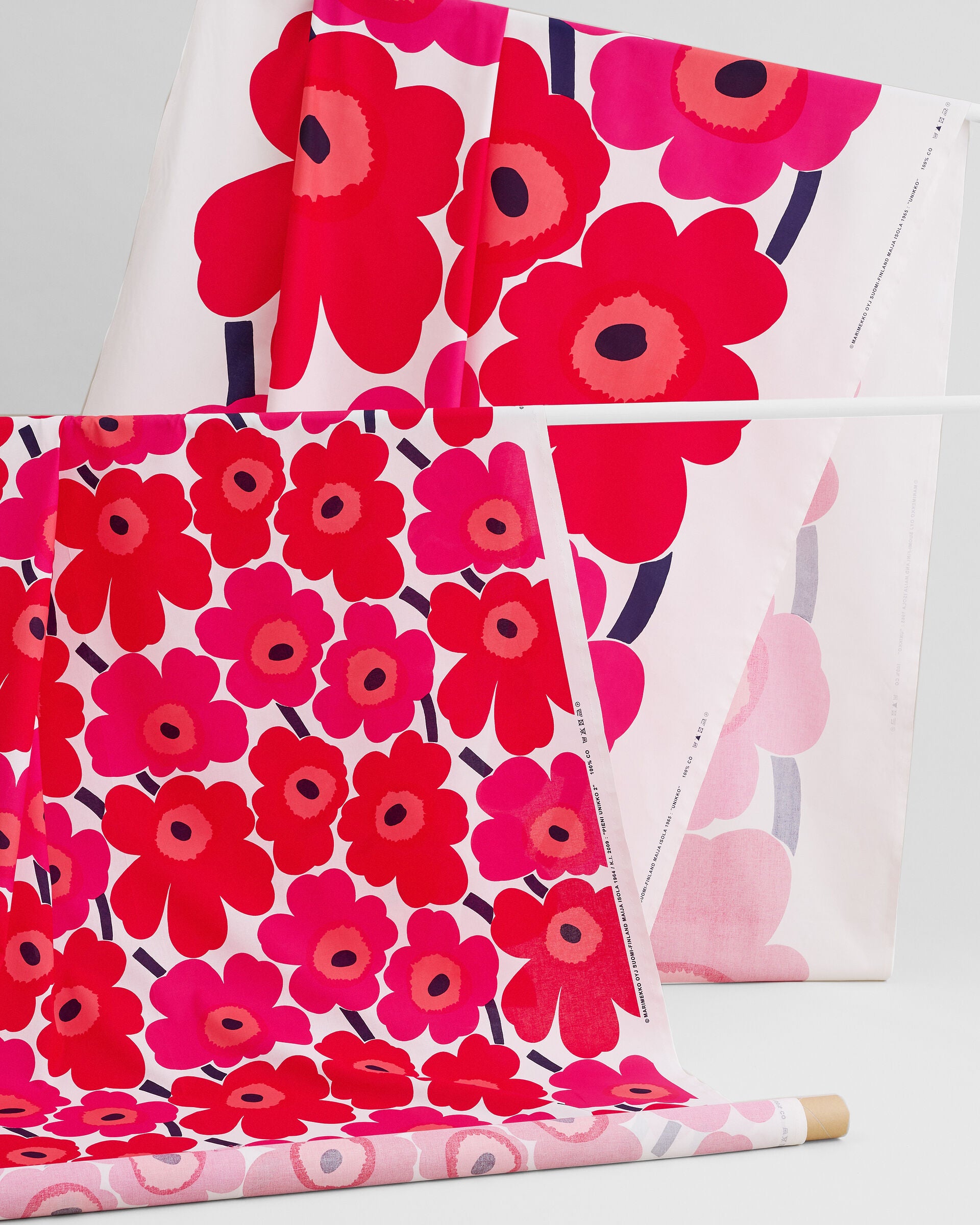 Marimekko Pieni Unikko cotton fabric | Marimekko Outlet