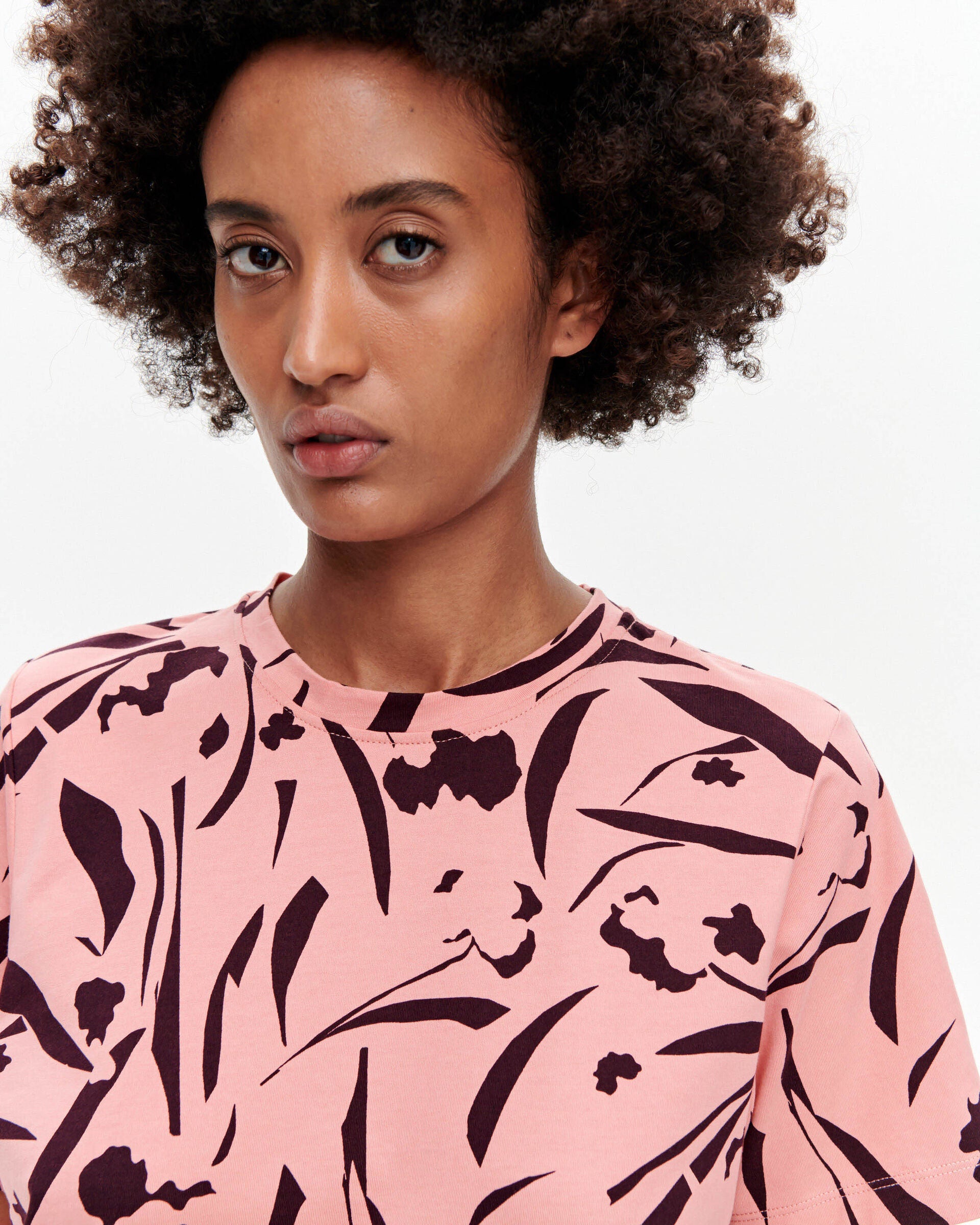 Marimekko Amela Keskip?iv? t-shirt | Marimekko Outlet