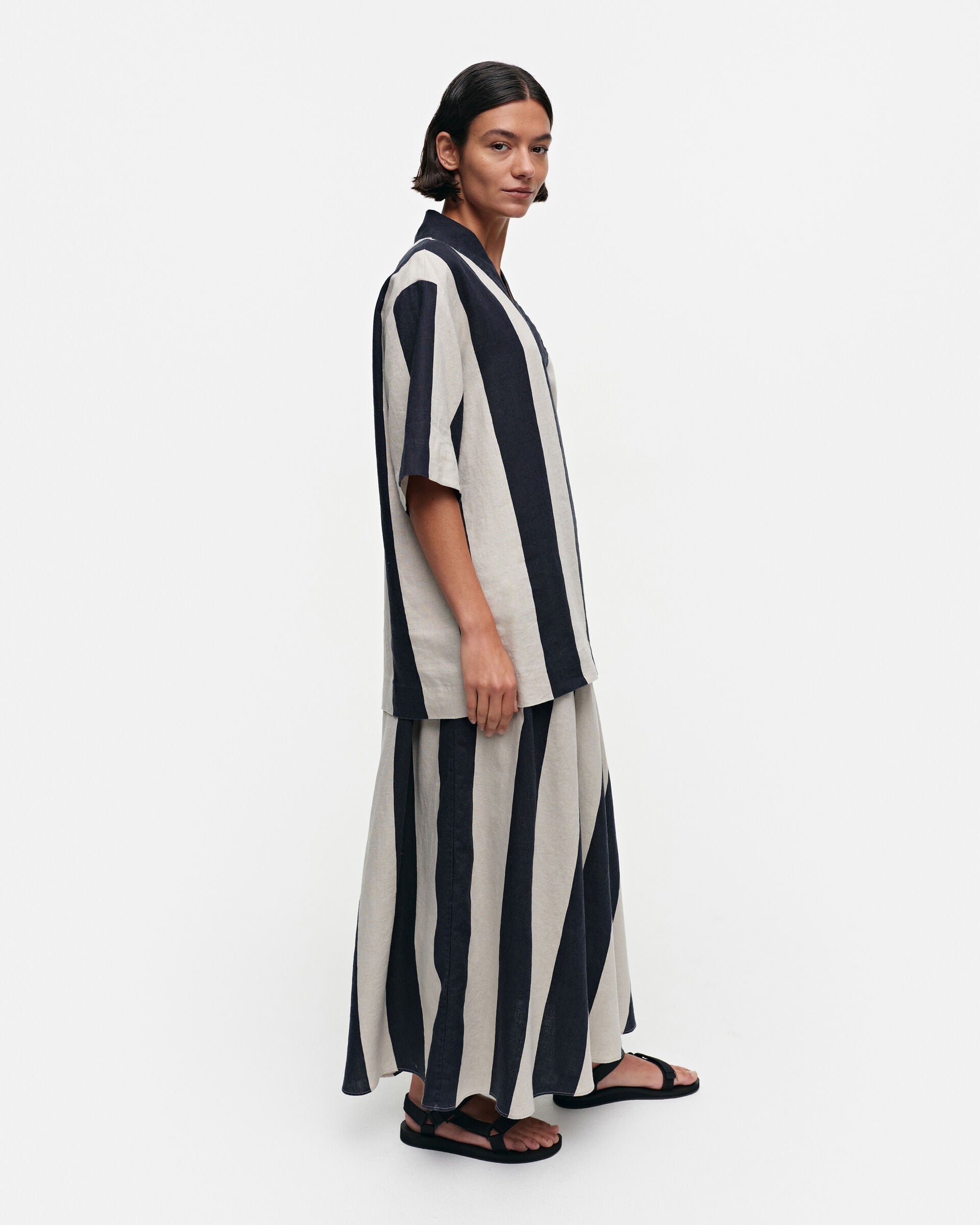 Marimekko Poula Maalis linen blouse | Marimekko Outlet