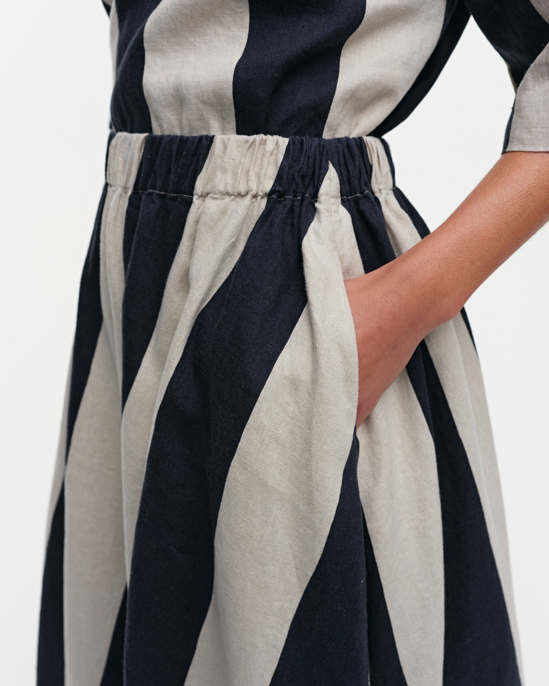 Marimekko Folka Maalis linen skirt | Marimekko Outlet