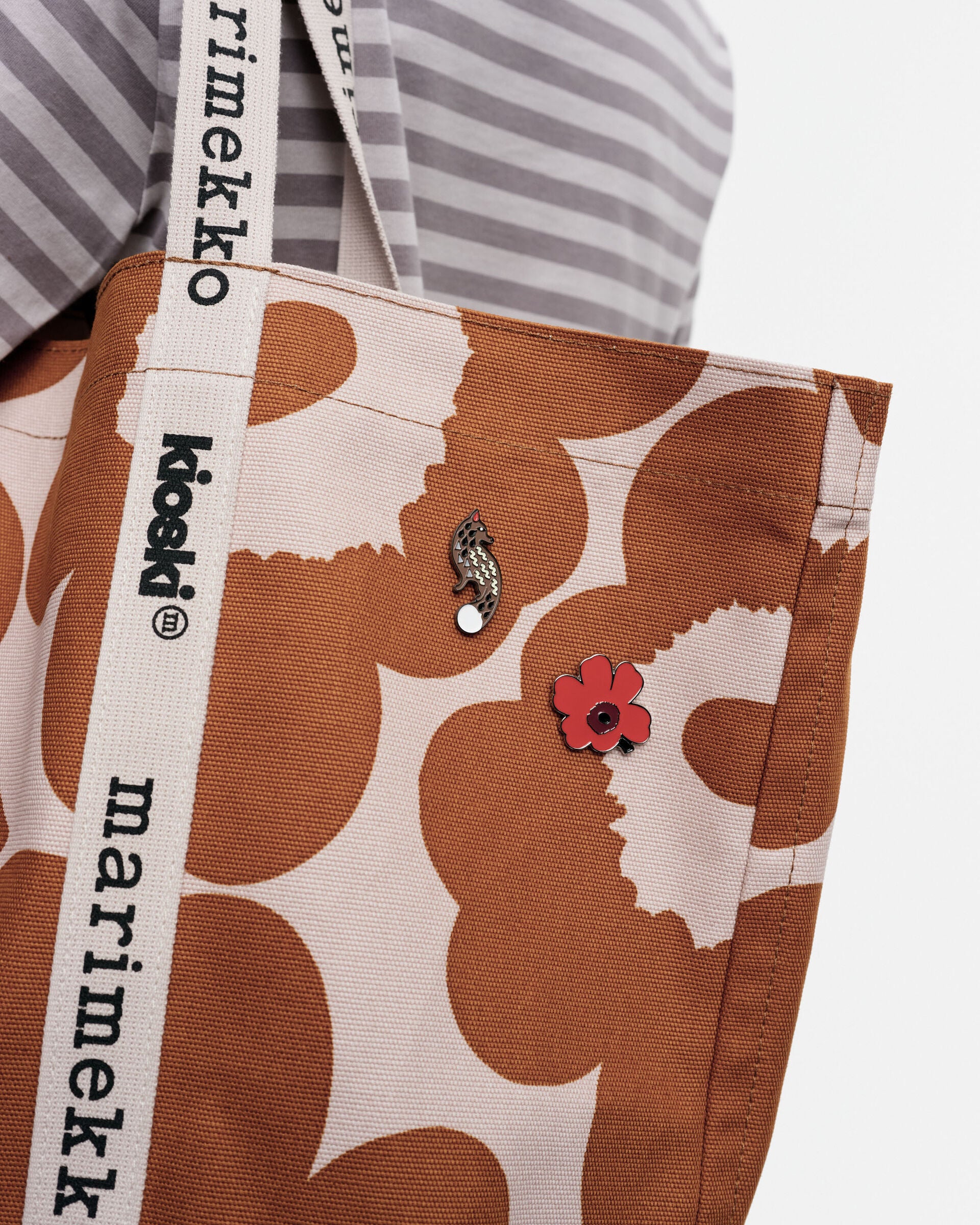 Marimekko Pumpuli pin set | Marimekko Outlet