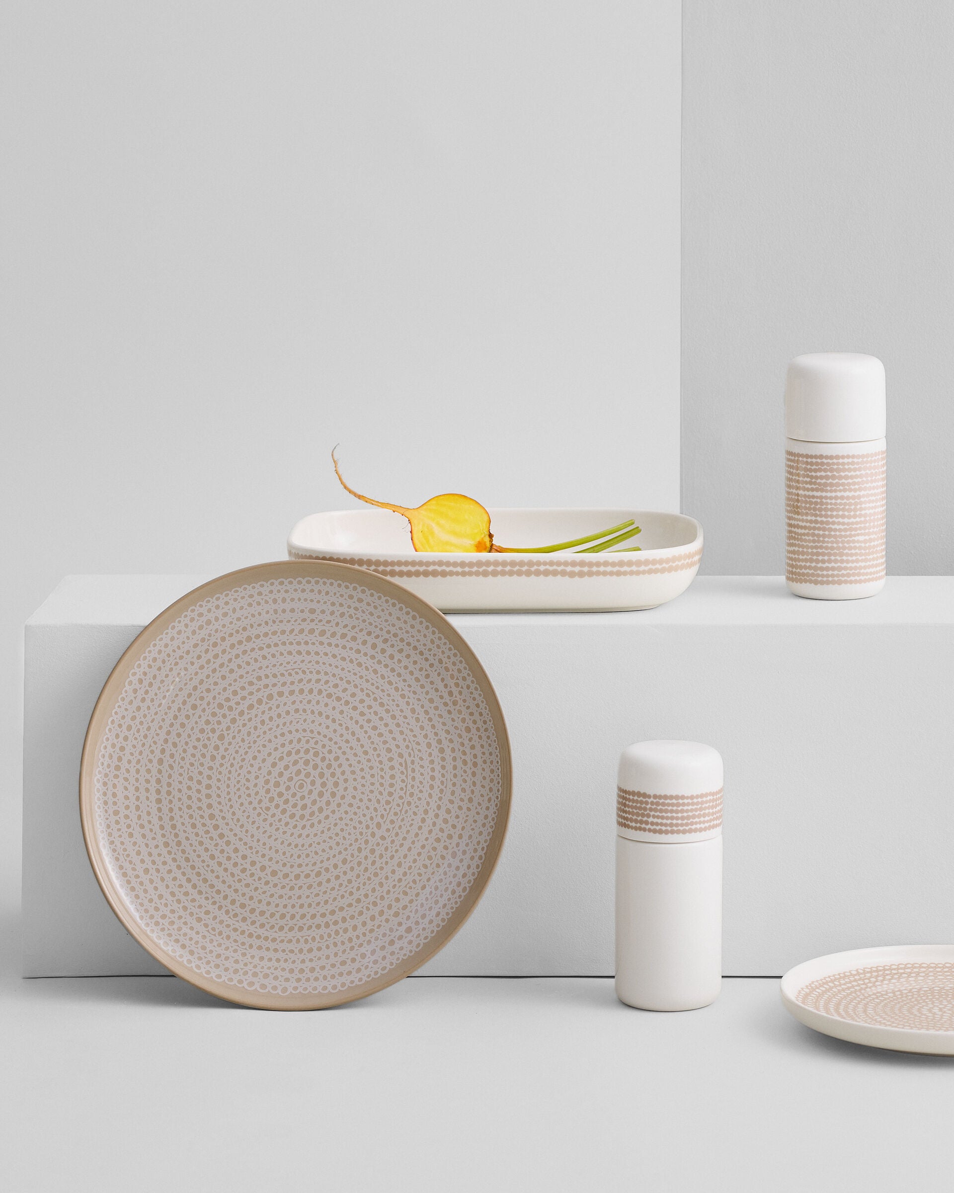 Marimekko Oiva / Siirtolapuutarha serving dish | Marimekko Outlet