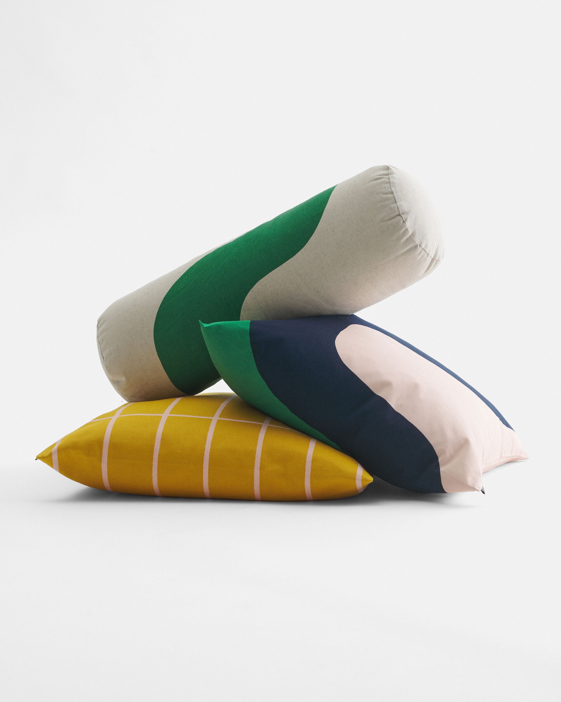 Marimekko Seireeni lumbar pillow | Marimekko Outlet