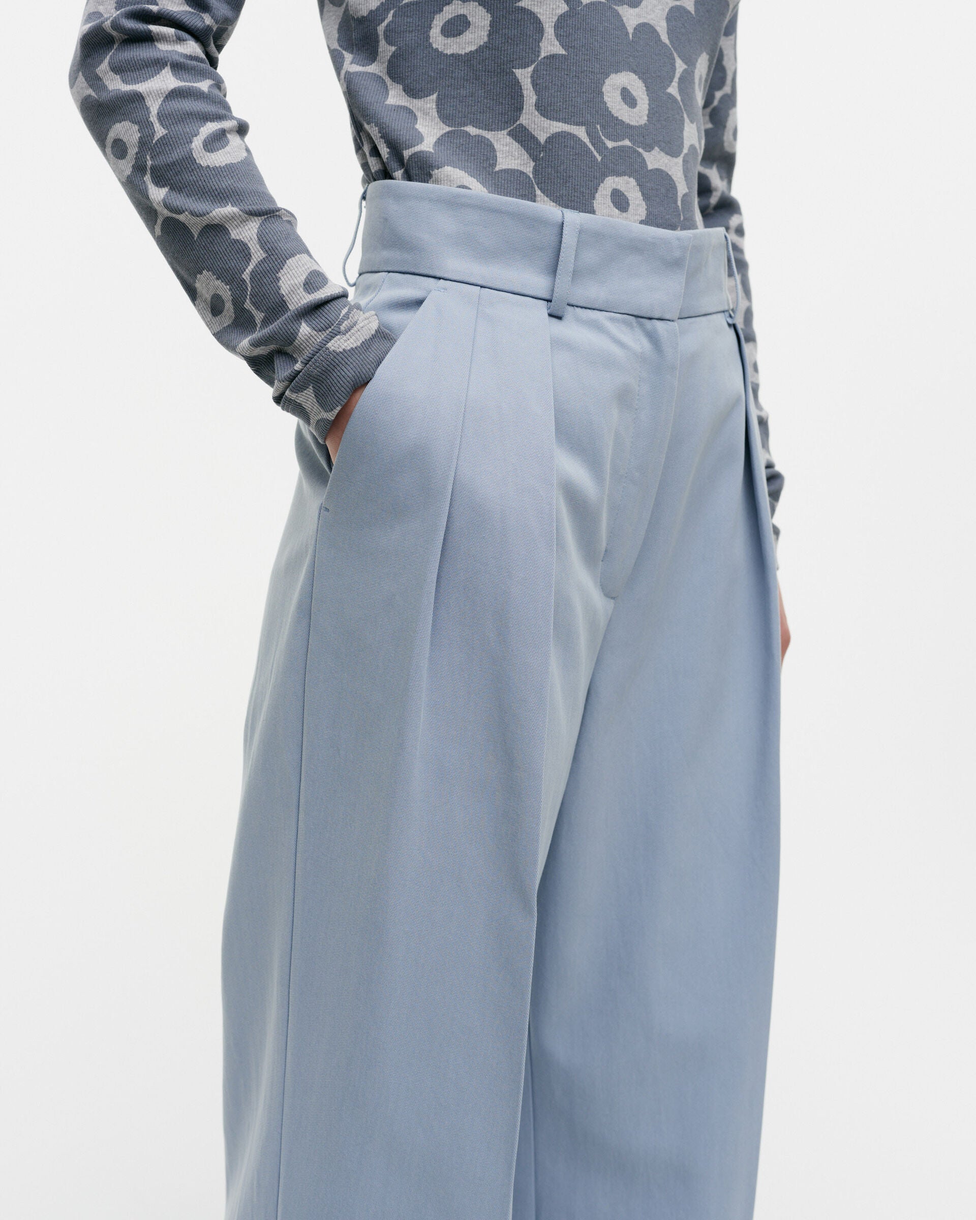 Marimekko Atlantti Solid pleated trousers | Marimekko Outlet