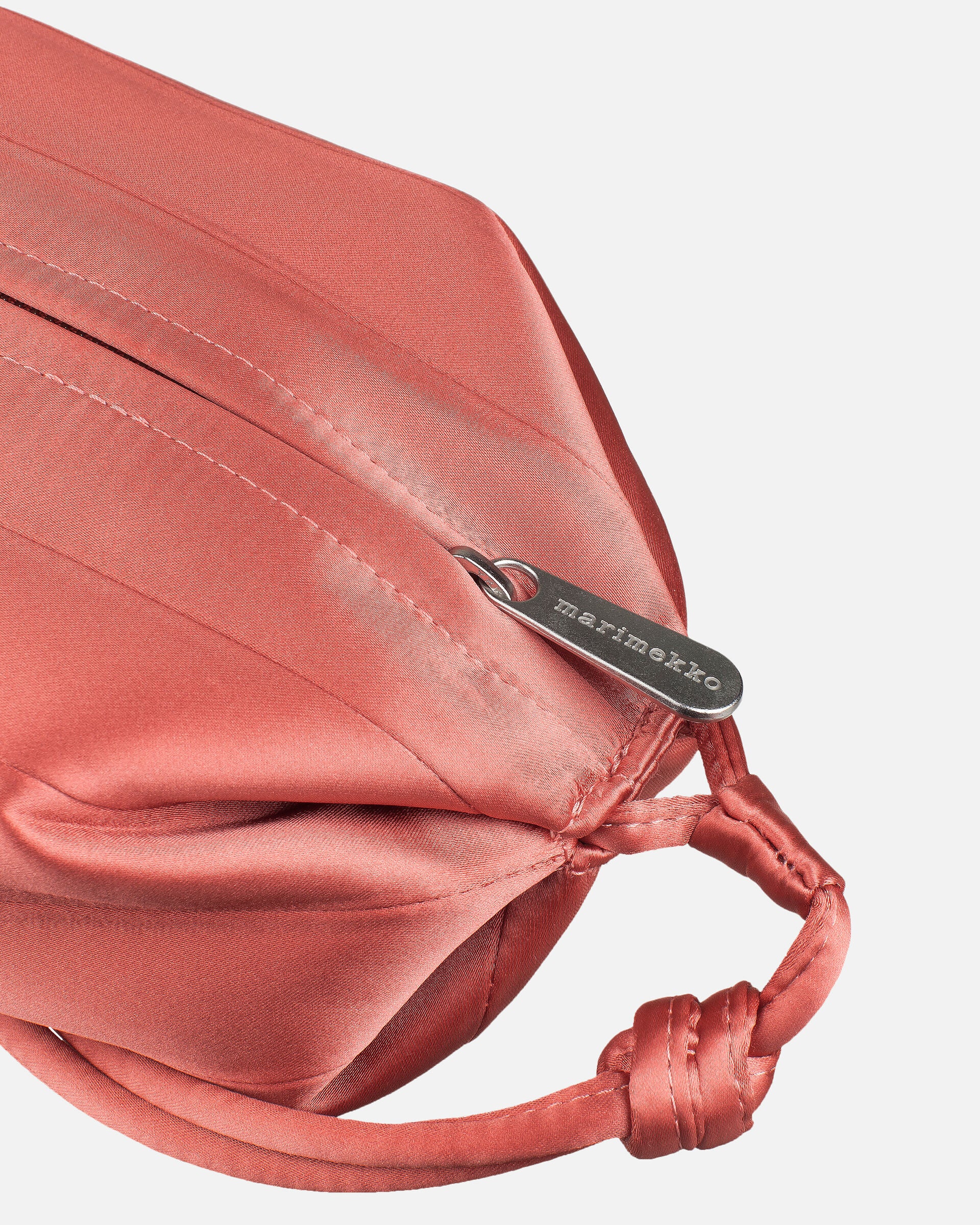 Marimekko Pikku Karla Satin bag | Marimekko Outlet