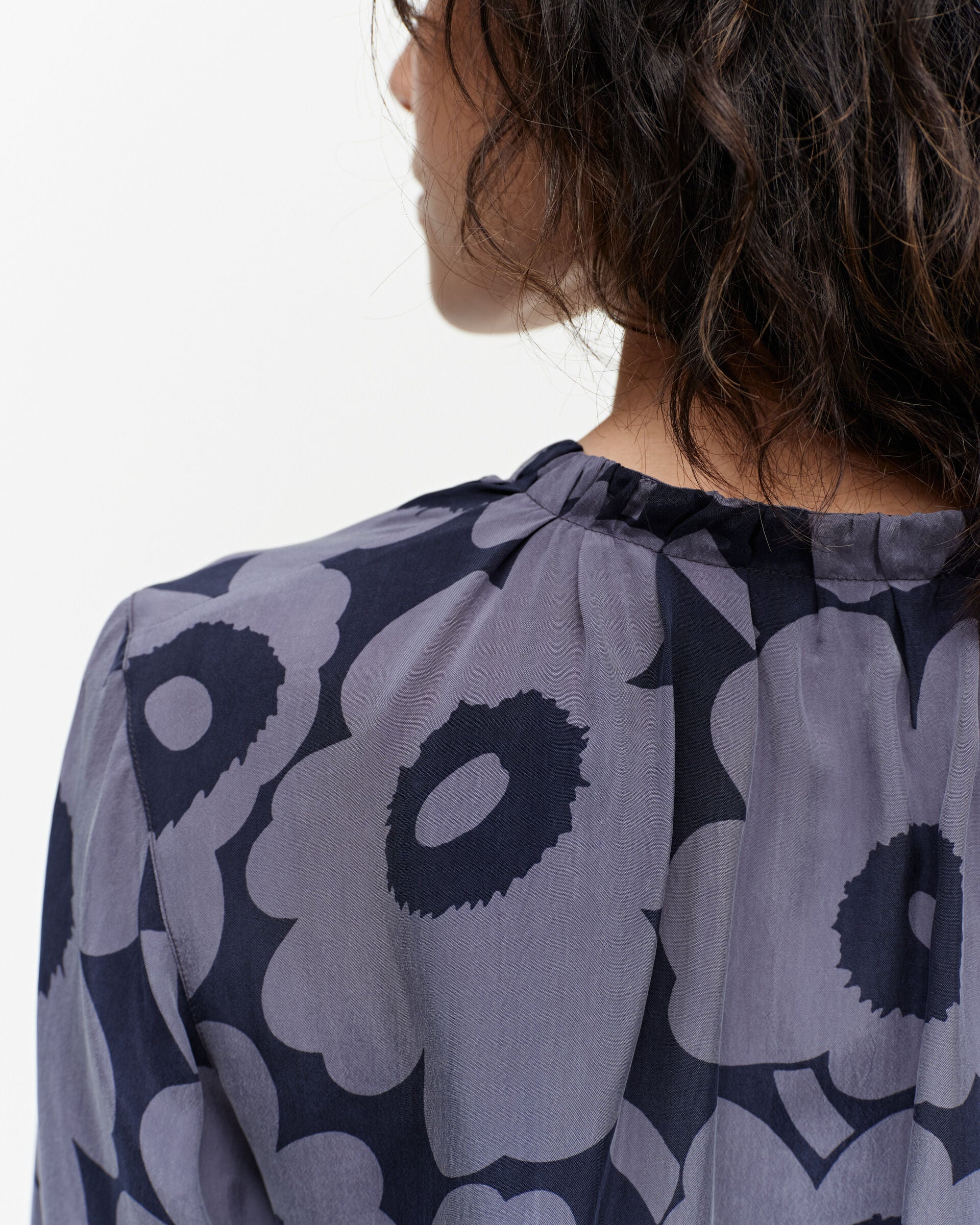 Marimekko Sorina Unikko cupro blouse | Marimekko Outlet