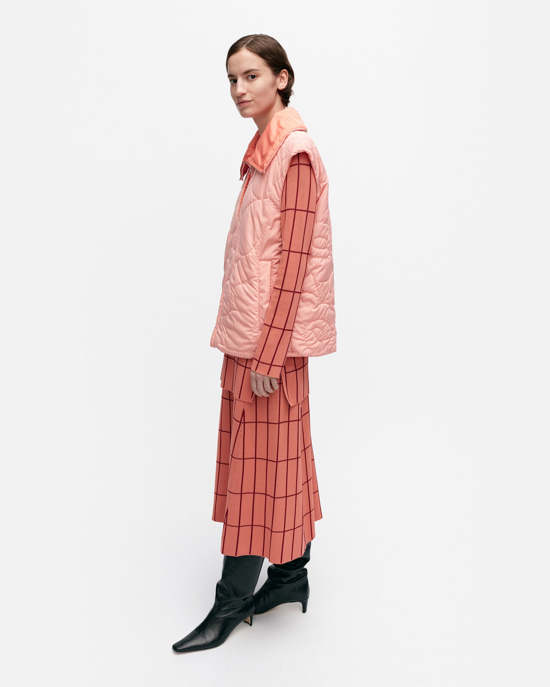 Marimekko Kvartsi Unikko lightweight padded vest | Marimekko Outlet