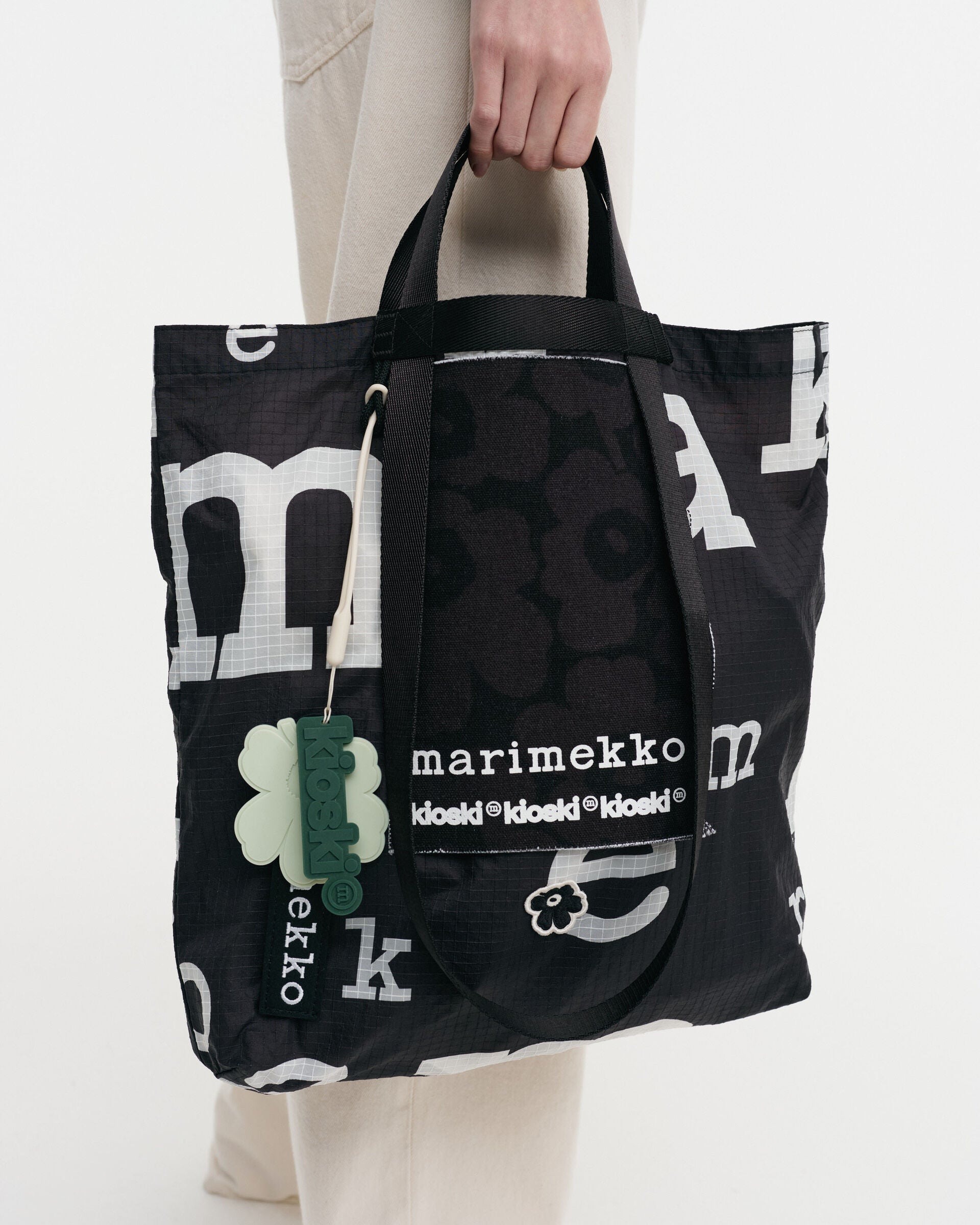 Marimekko Viisaus Unikko key chain | Marimekko Outlet
