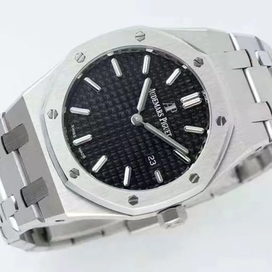 AUDEMARS PIGUET-ROYAL OAK-ref.67650ST.OO.1261ST.01-33mm