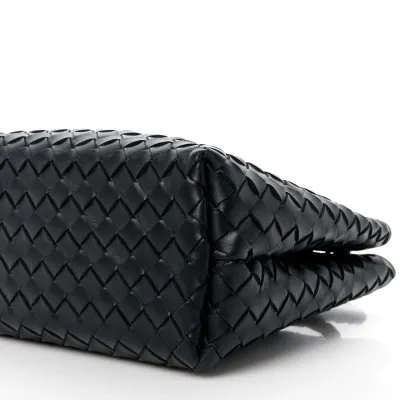 Bottega Veneta Medium Intrecciato Andiamo Shoulder Bag Black Nappa Leather Gold Hardware