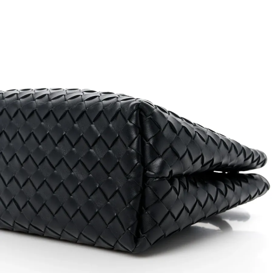 Bottega Veneta Medium Intrecciato Andiamo Shoulder Bag Black Nappa Leather Gold Hardware