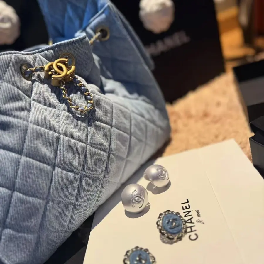 Chanel Denim blue/purple Abrasive Sand Leather Shoulder Bags photo review