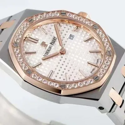 AUDEMARS PIGUET-ROYAL OAK-ref.67651SR.ZZ.1261SR.01-33mm