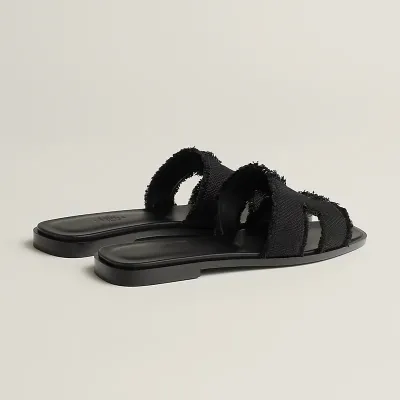 HERMES Oran Black Slippers