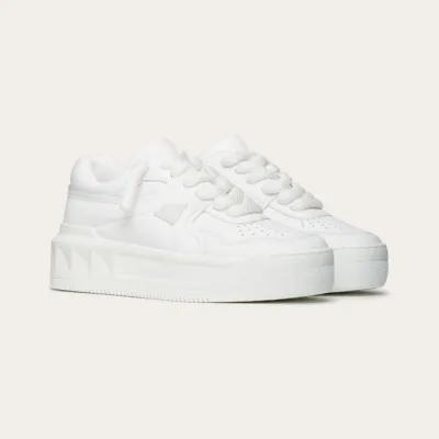 VALENTINO ONE STUD XL Women's sheepskin sneakers