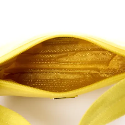 Prada Mini Re-Edition 2000 Bag Ananas Tessuto Nylon & Saffiano Leather Silver Hardware