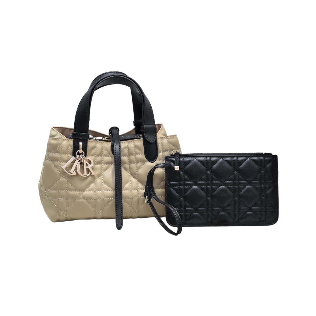Bolsa Dior Small Dior Toujours Em Bege E Preto Em Couro Calfskin Macrocannage Com Ferragens Dourado Claro