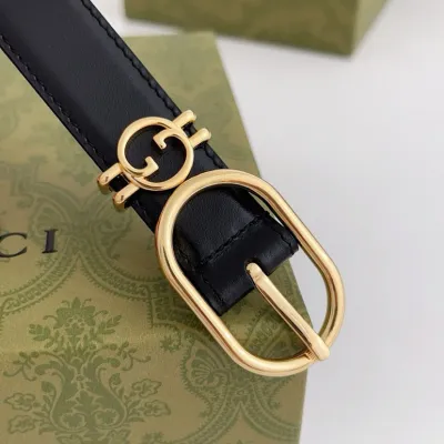 Gucci Women's Oval Belt In Black/White Calfskin With Gold Hardware 25mm