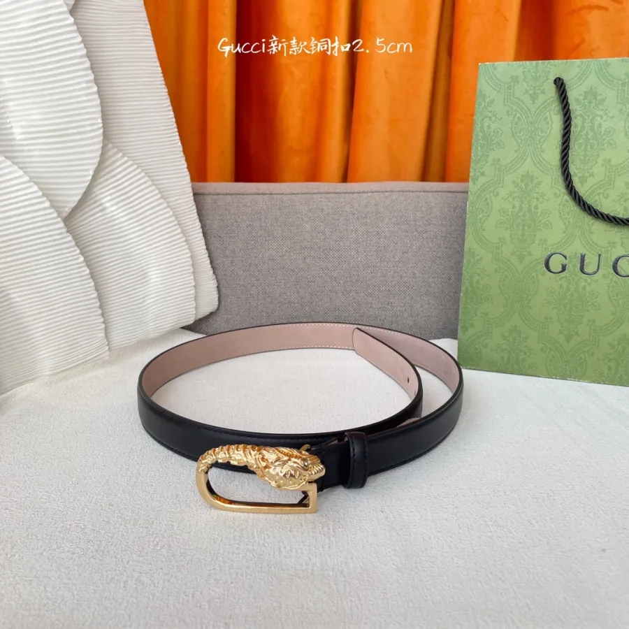 Gucci Women's G Buckle Belt In Pink/Red/Black Calfskin With Gold Hardware 25mm