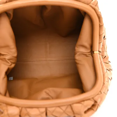 Bottega Veneta Maxi Intrecciato The Pouch Oversized Clutch Caramel Nappa Leather