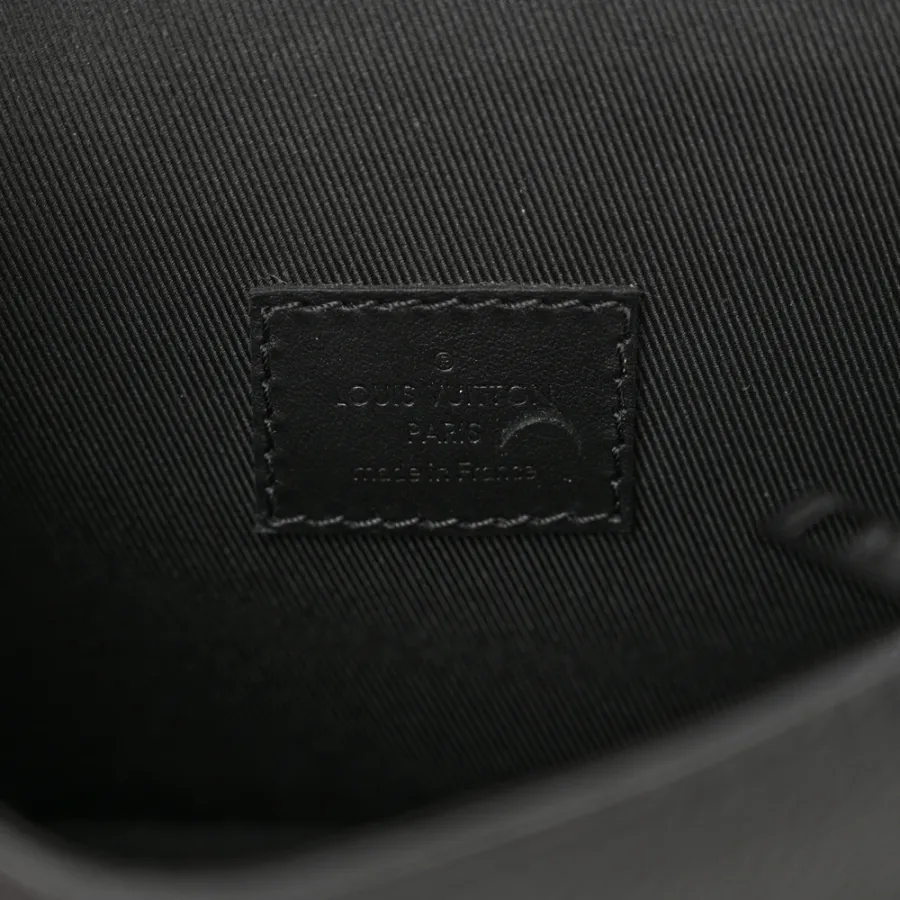 Louis Vuitton Fastline Wearable Wallet PM Black Cowhide Leather