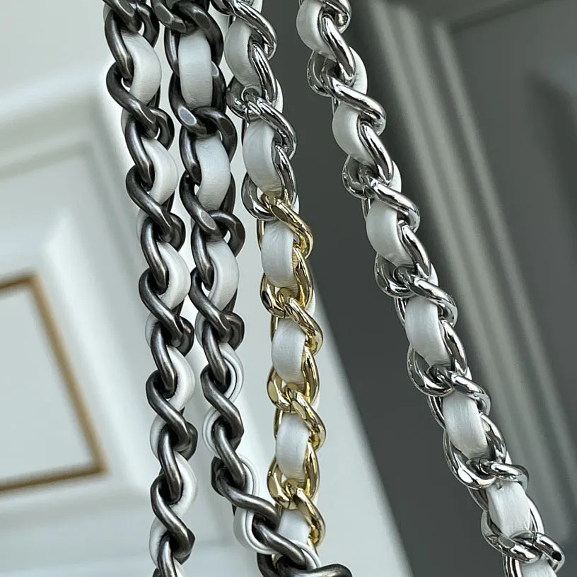 Chanel Bag White Quilted Calfskin Leather Shoulder Bags Crossbody Bags