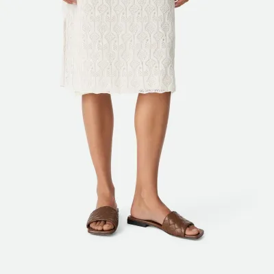 Bottega Veneta Parco Mule In Brown Intrecciato Leather Flat Mule Sandal