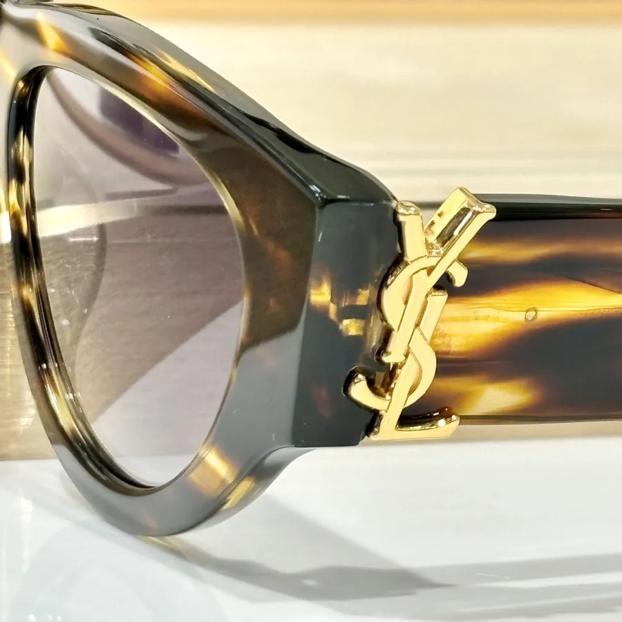 Saint Laurent Cat Eye glasses leopard/black gold/black silver color Size 53口20-145