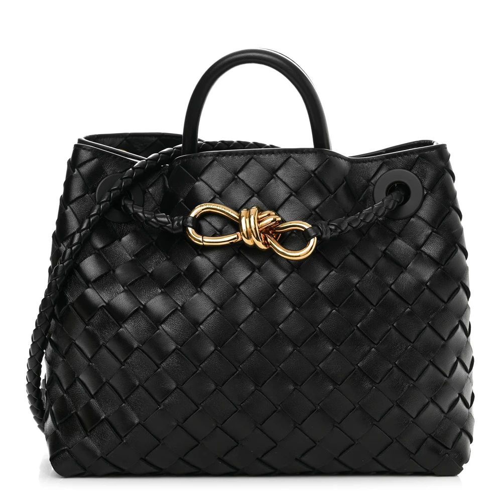 Bottega Veneta Small Intrecciato Andiamo Bolsa de Ombro Preta em Couro Nappa com Hardware Dourado