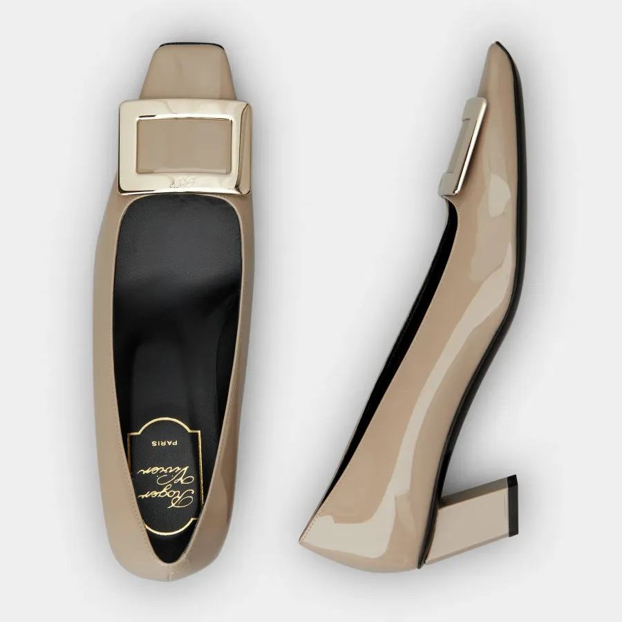 Roger Vivier Belle Vivier Pumps High Heels In Beige Patent Leather With Metal Buckle (Heel Height 4.5cm)