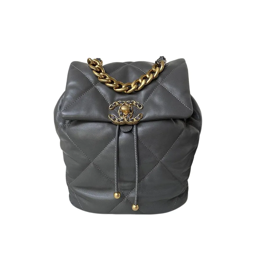Chanel 19bags Backpacks White / Grey / Black Gold / Black Silver / Burnt Sugar Colouring  Quilted Lambskin Leather Backpacks