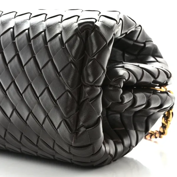 Bottega Veneta Medium Teen Intrecciato The Lauren 1980 Clutch With Chain Fondant Nappa Leather Gold Hardware - Image 5