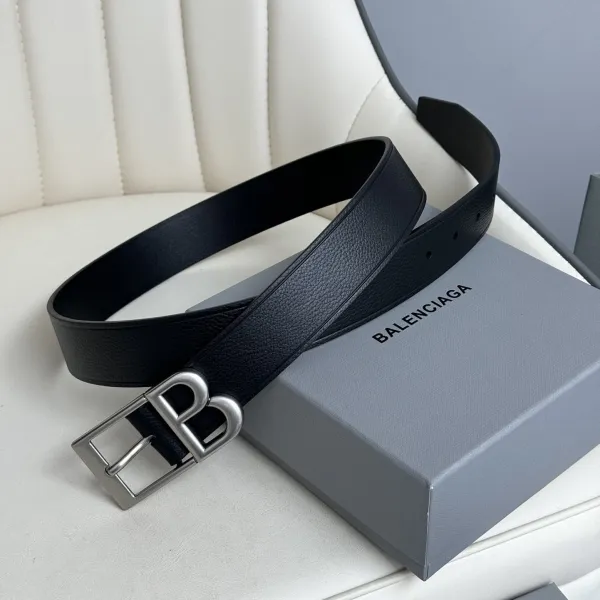 Balenciaga Men's Classic B Large Belt In Black Grained Calfskin With Gold/Silver Hardware 35mm - Image 4
