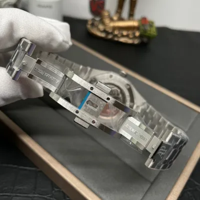 AUDEMARS PIGUET-ROYAL OAK-ref.26606ST.OO.1220ST.01-41mm