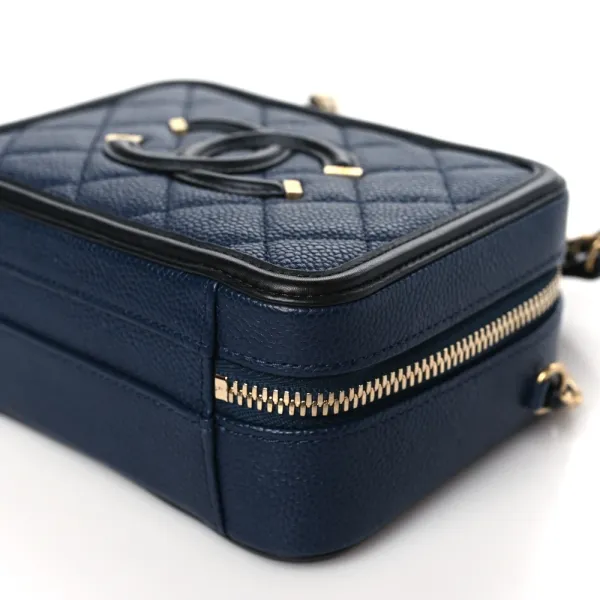 Chanel CC Filigree Vanity Case Small Navy/Black Quilted Caviar Leather Gold Hardware - Image 5