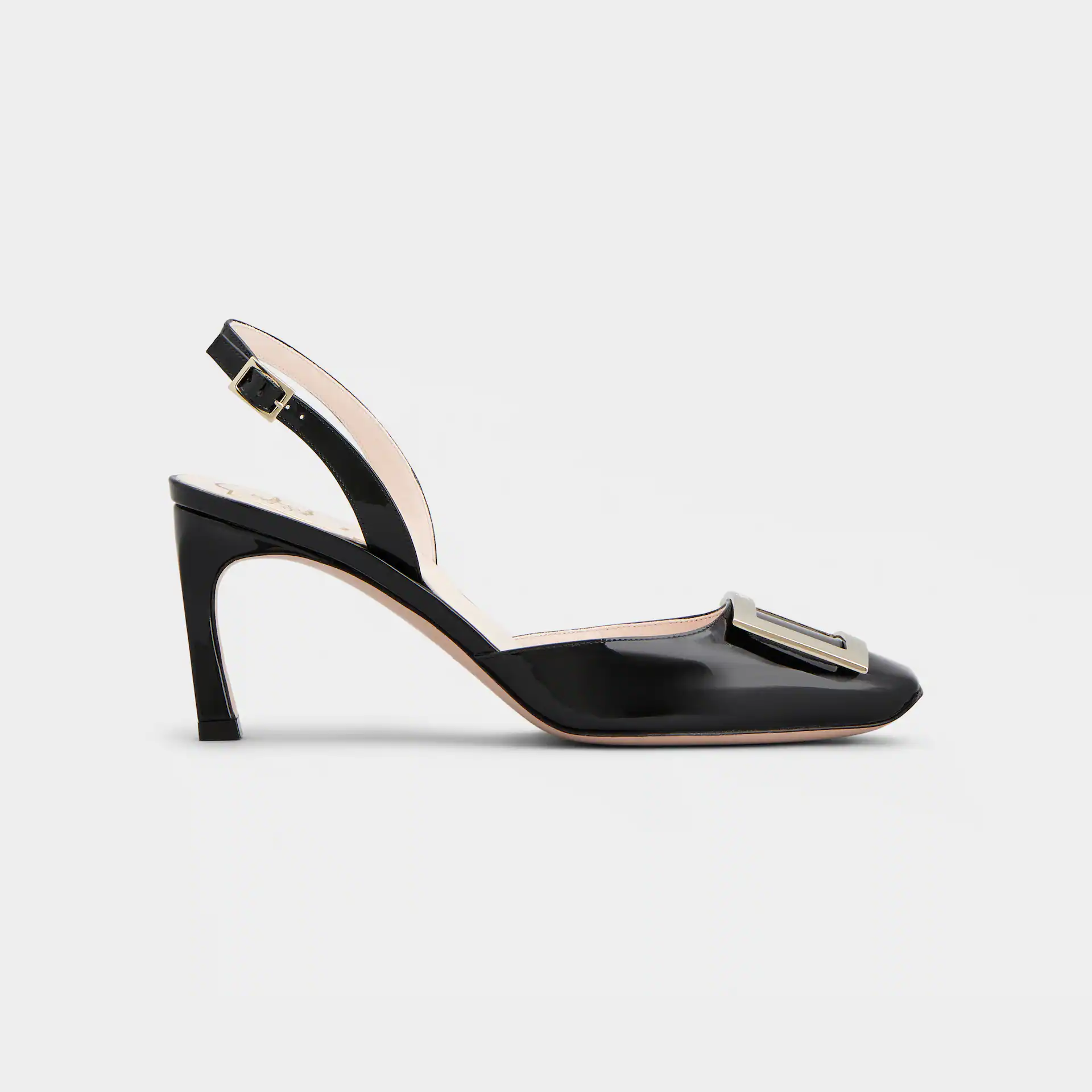 Roger Vivier Sapatilha Slingback Trompette Salto Alto Em Couro Verniz Preto Com Fivela Metálica (Altura do Salto 7cm)