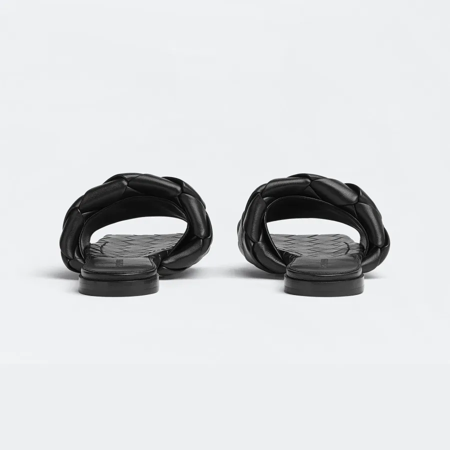 Bottega Veneta Lido Flat Sandal In Black Intrecciato Leather Flat Sandal