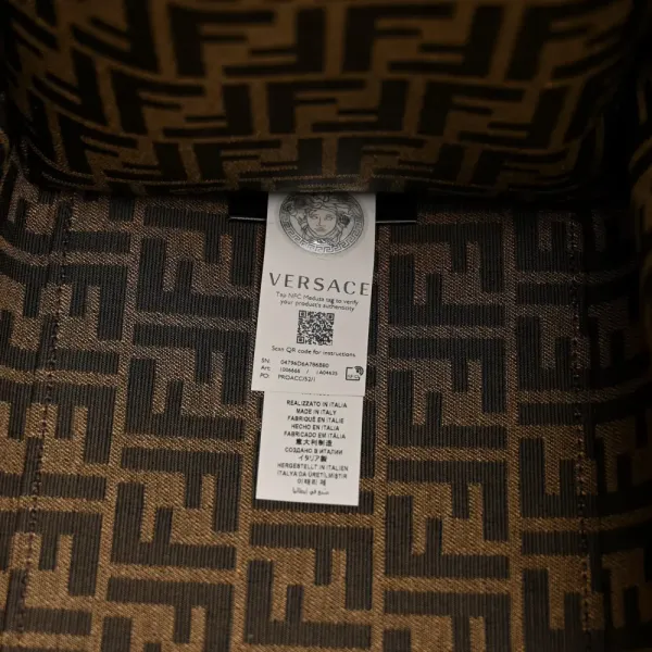 Fendi Large Fendace FF Medusa Studded Fendi Sunshine Shopper Tote (F x V) Marrone/Fuxia Jacquard Fabric, Calfskin Leather, & Plexiglass Gold Hardware - Image 8