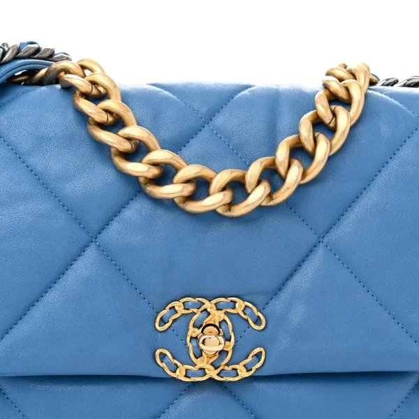Grade Handbags | Designer Chanel 19 Flap Bag - Image 8